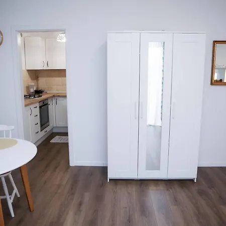 Apartament Teo's Place *