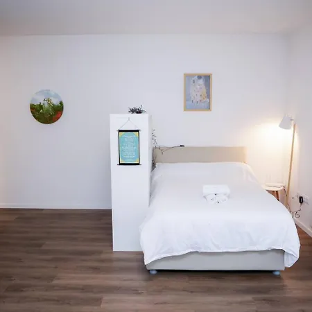 Teo's Place Apartment *